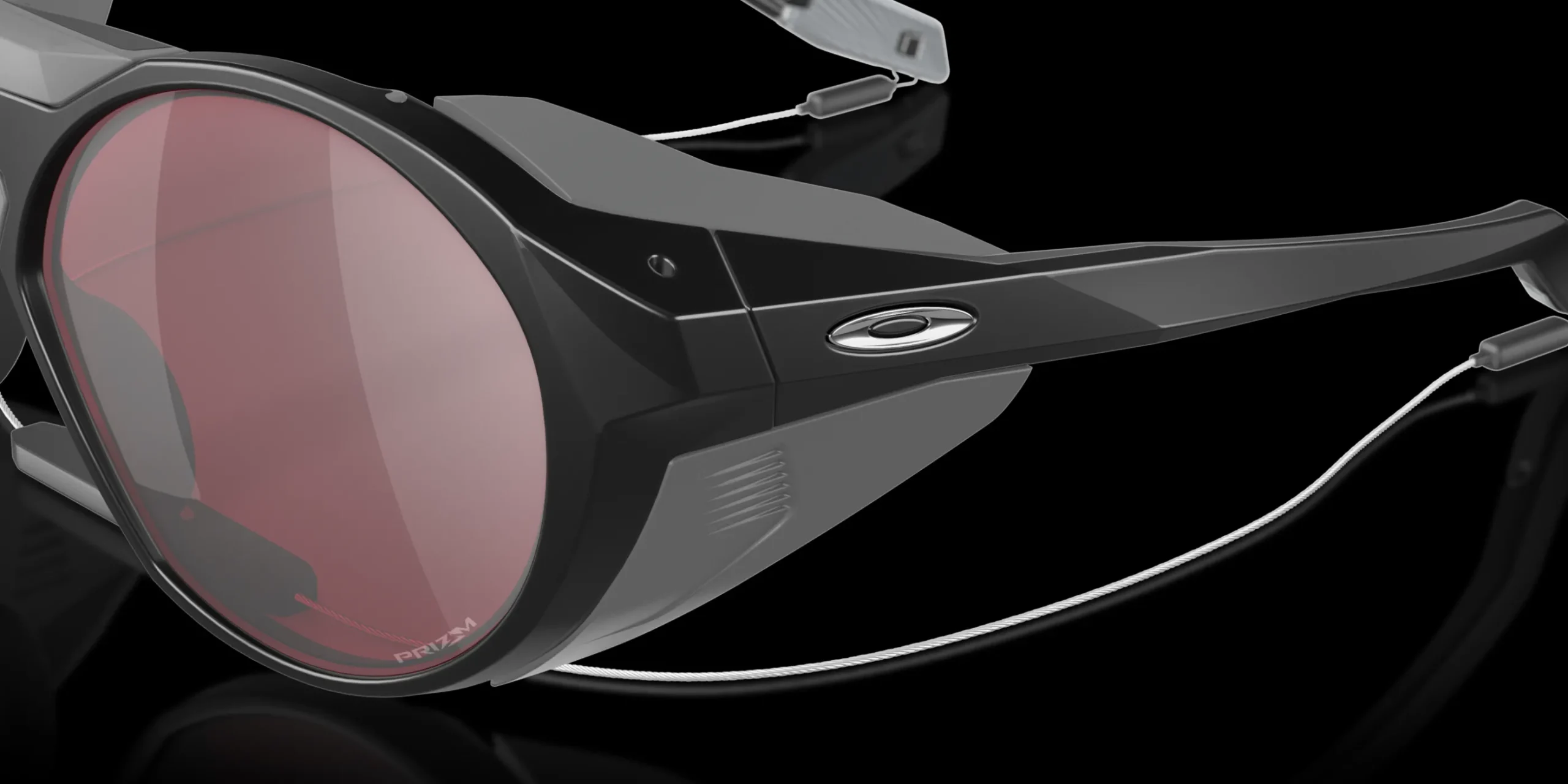Clifden<Oakley Hot