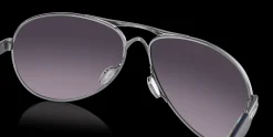 Feedback<Oakley Store