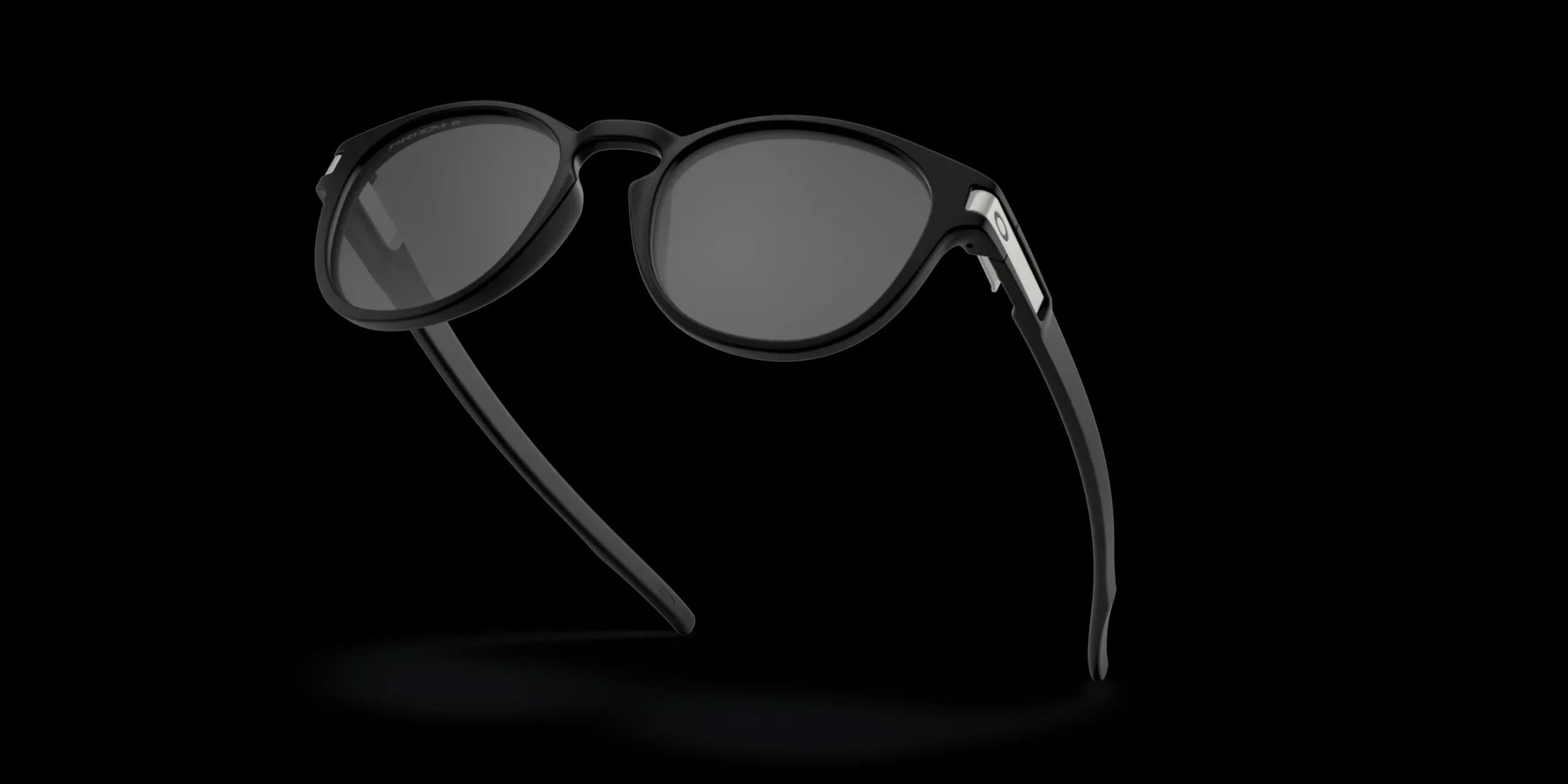 Latch™ (Low Bridge Fit)<Oakley Discount