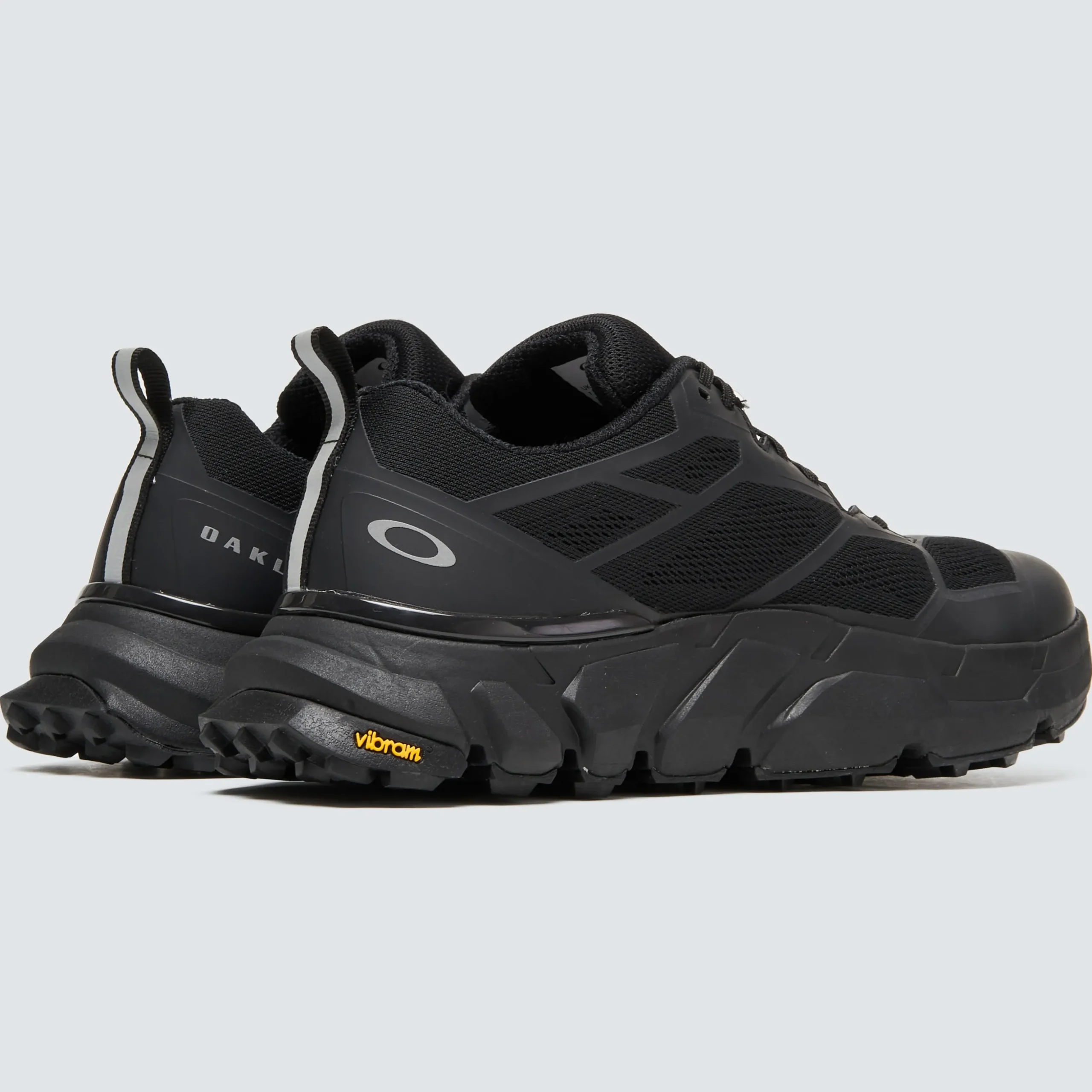 Light Breathe<Oakley Store