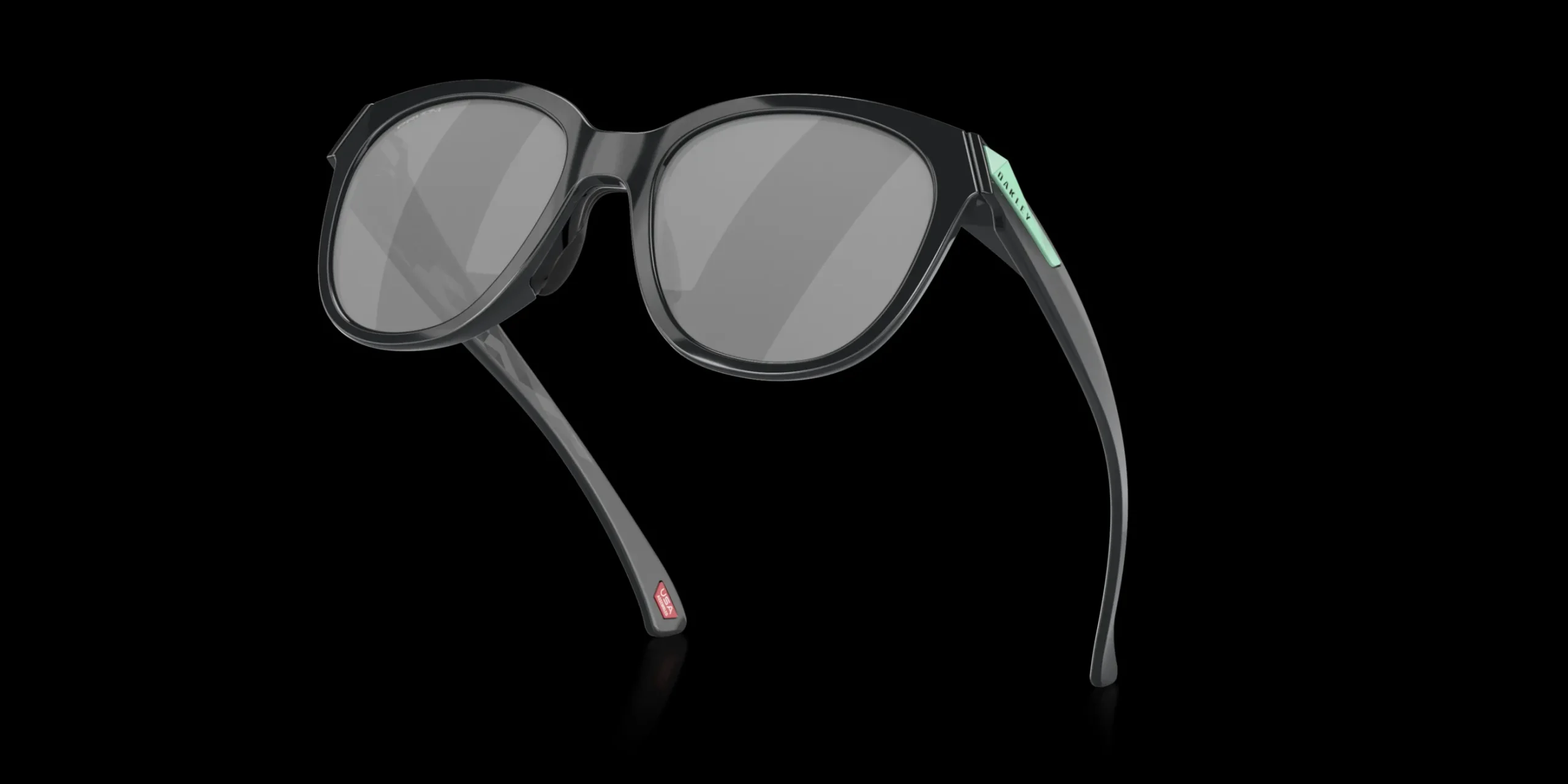 Low Key<Oakley Shop