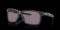 Portal X<Oakley Store