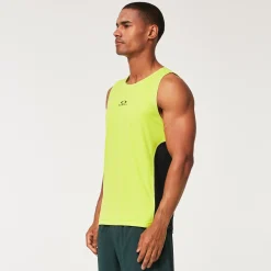 Pursuit Lite Tank<Oakley Shop