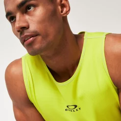 Pursuit Lite Tank<Oakley Shop