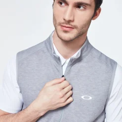Range Vest 2.0<Oakley New