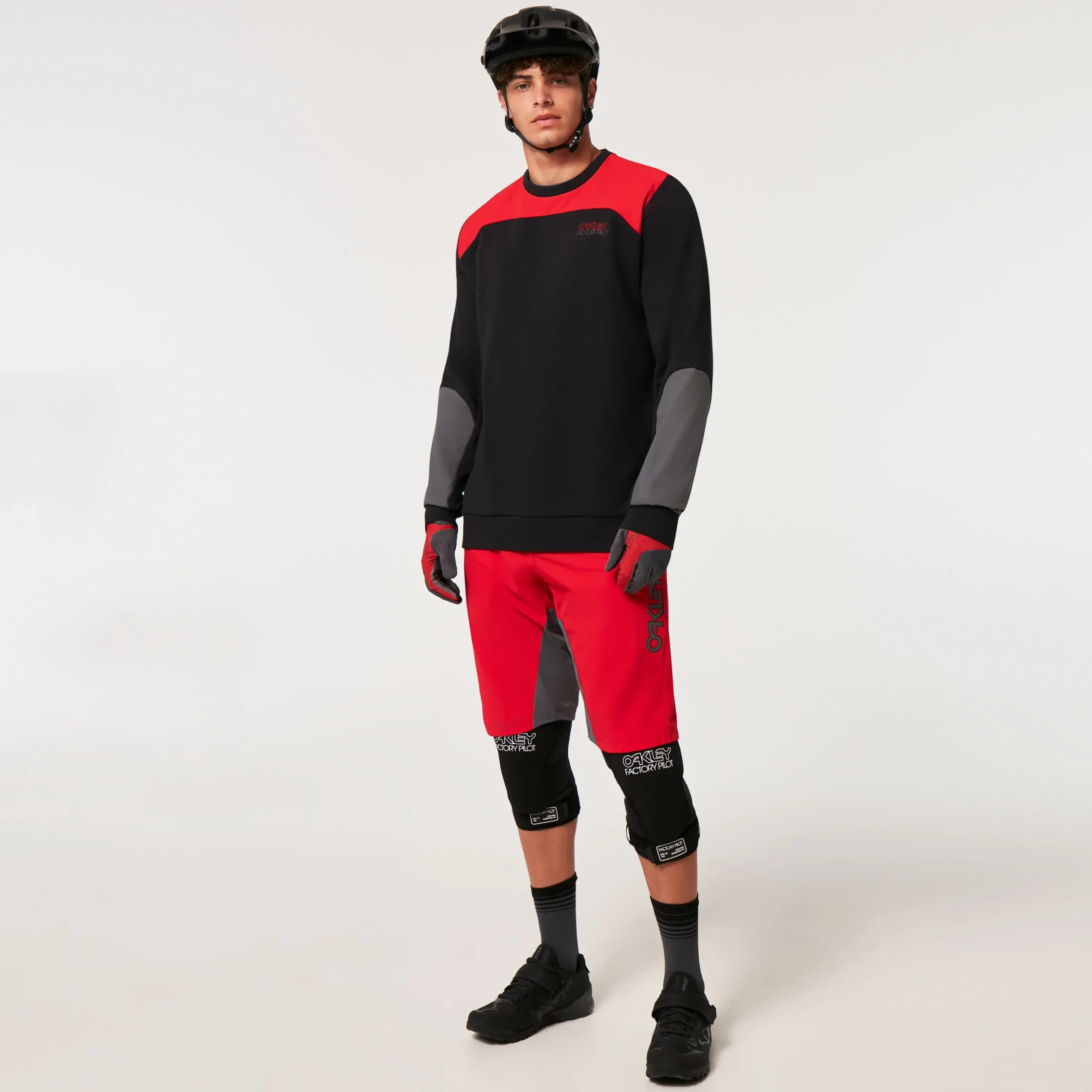 Seeker '75 Sweatshirt<Oakley Shop