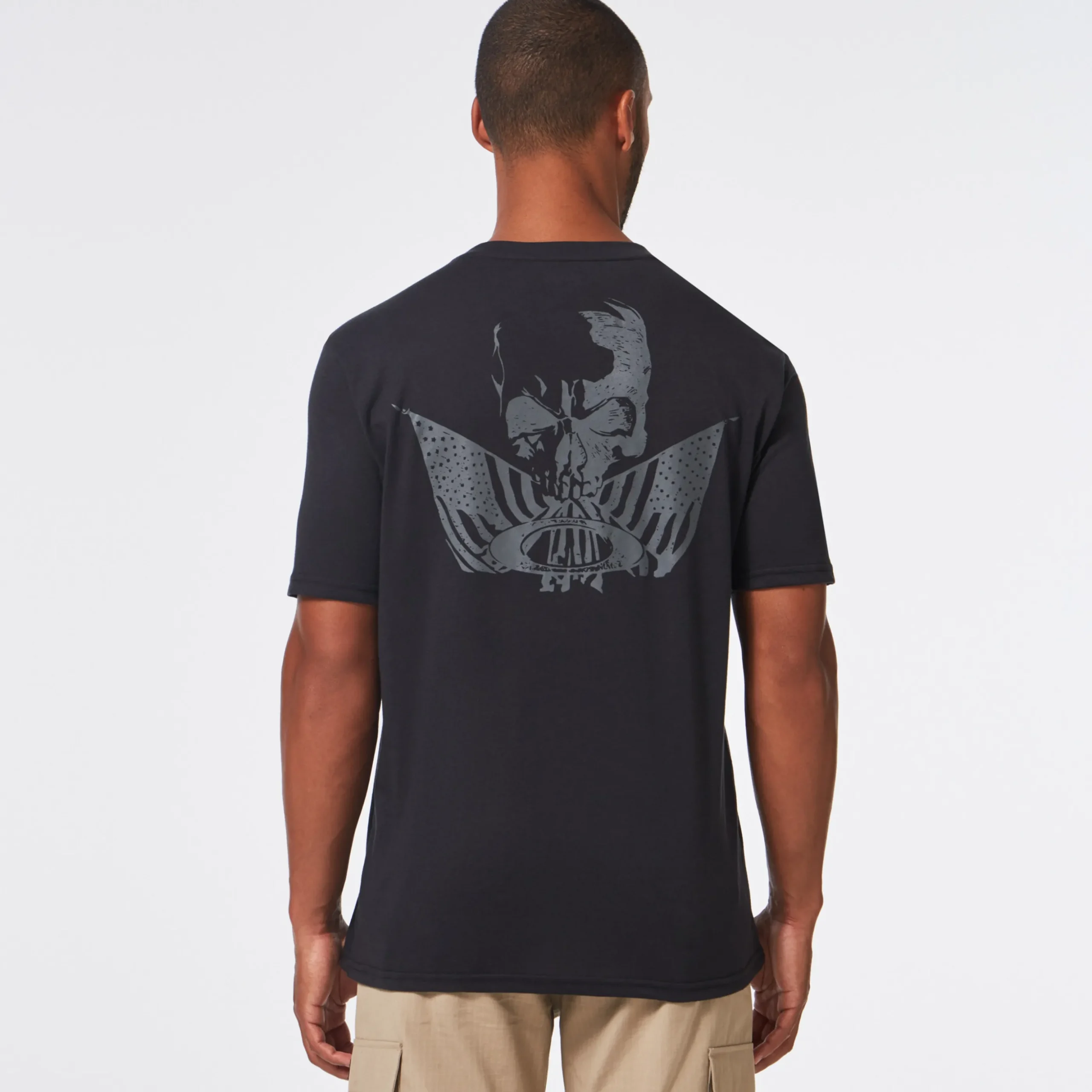 Si Brave Tee<Oakley Best