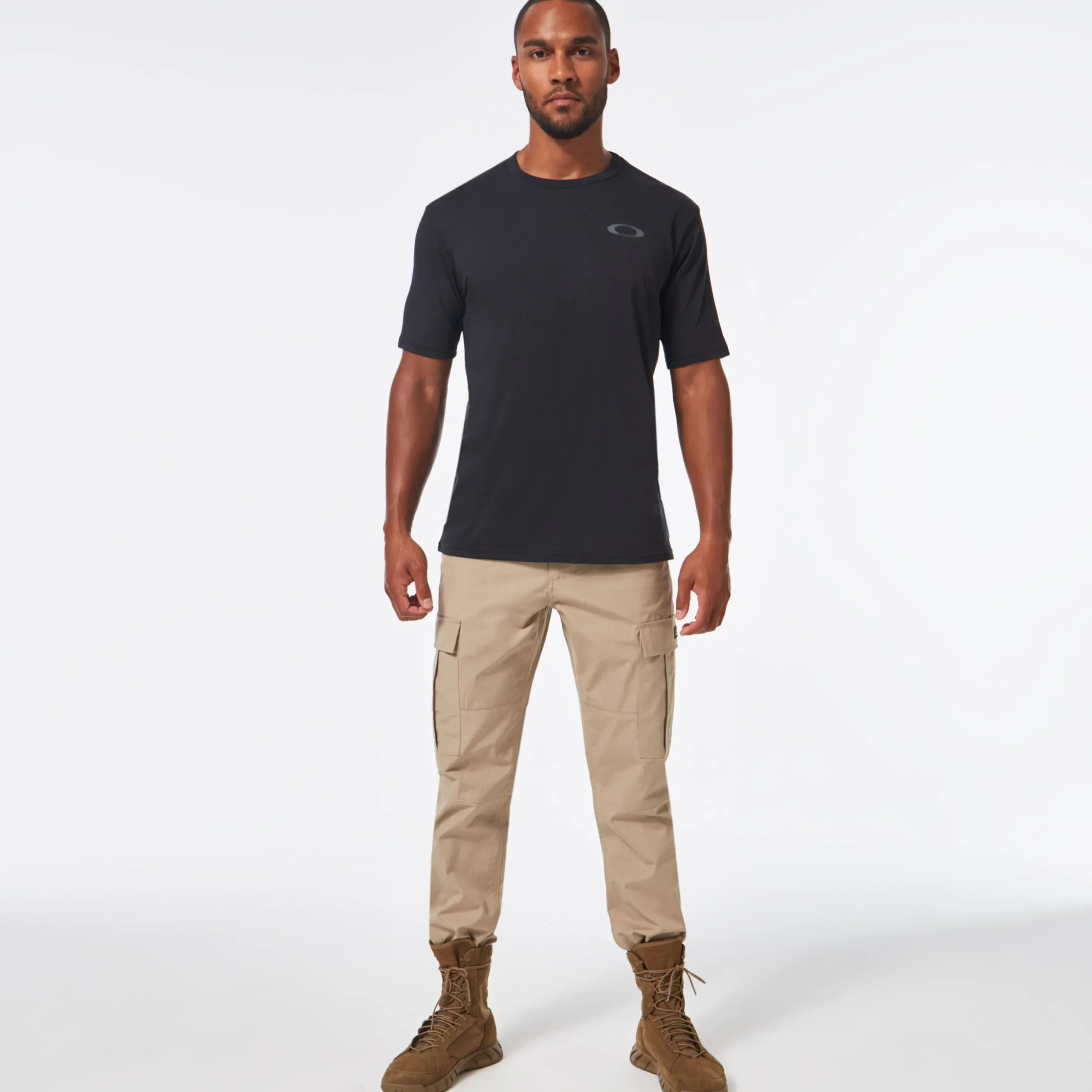 Si Brave Tee<Oakley Best