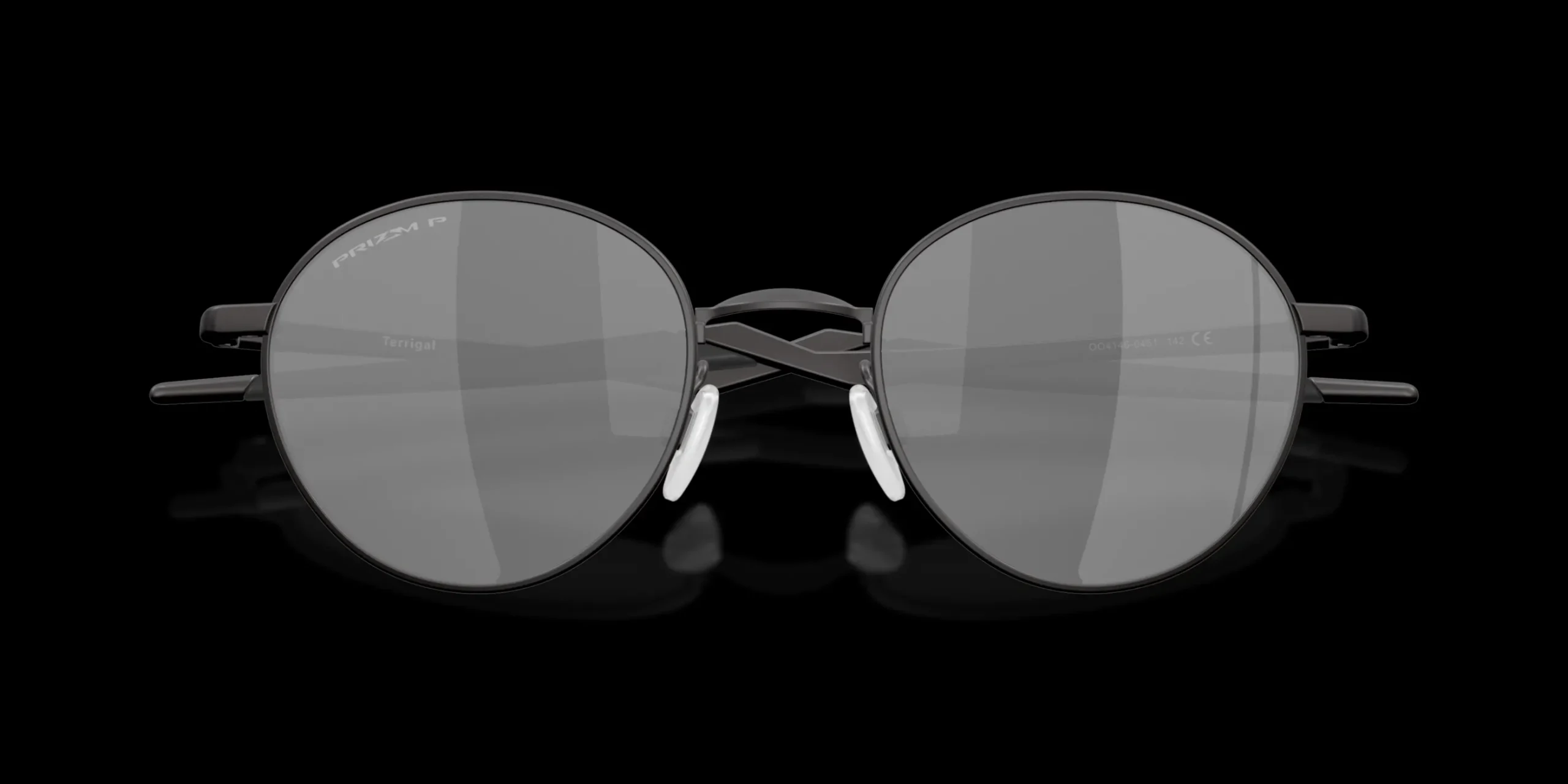 Terrigal<Oakley Shop