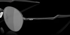 Terrigal<Oakley Shop