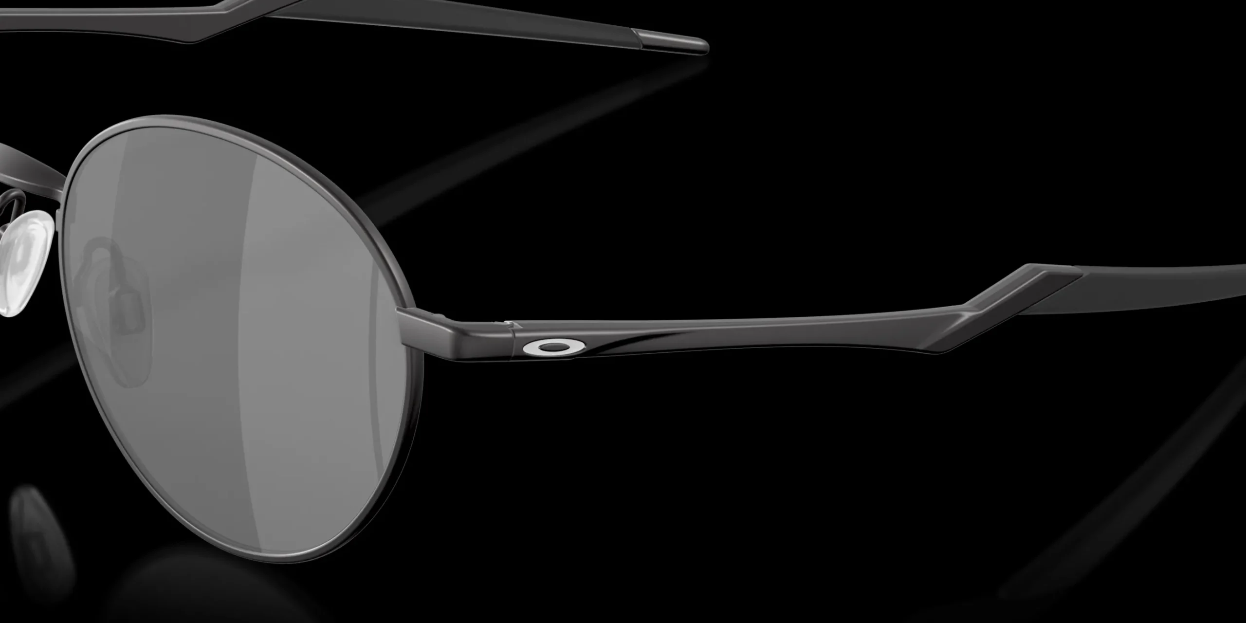 Terrigal<Oakley Shop