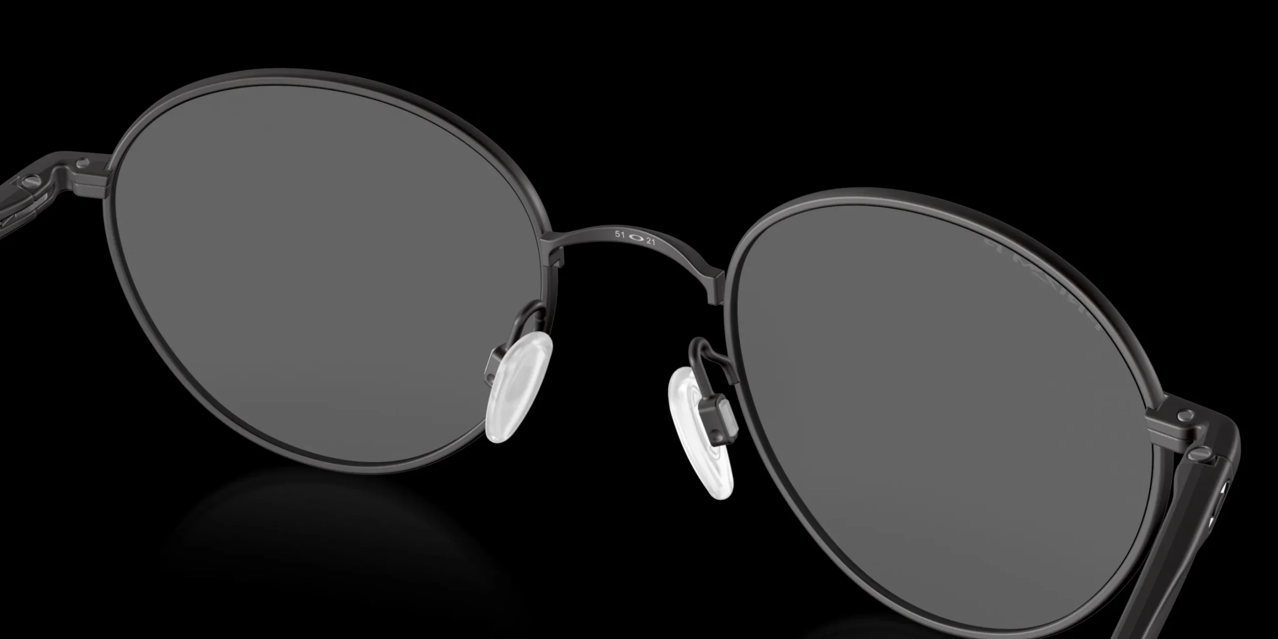 Terrigal<Oakley Shop