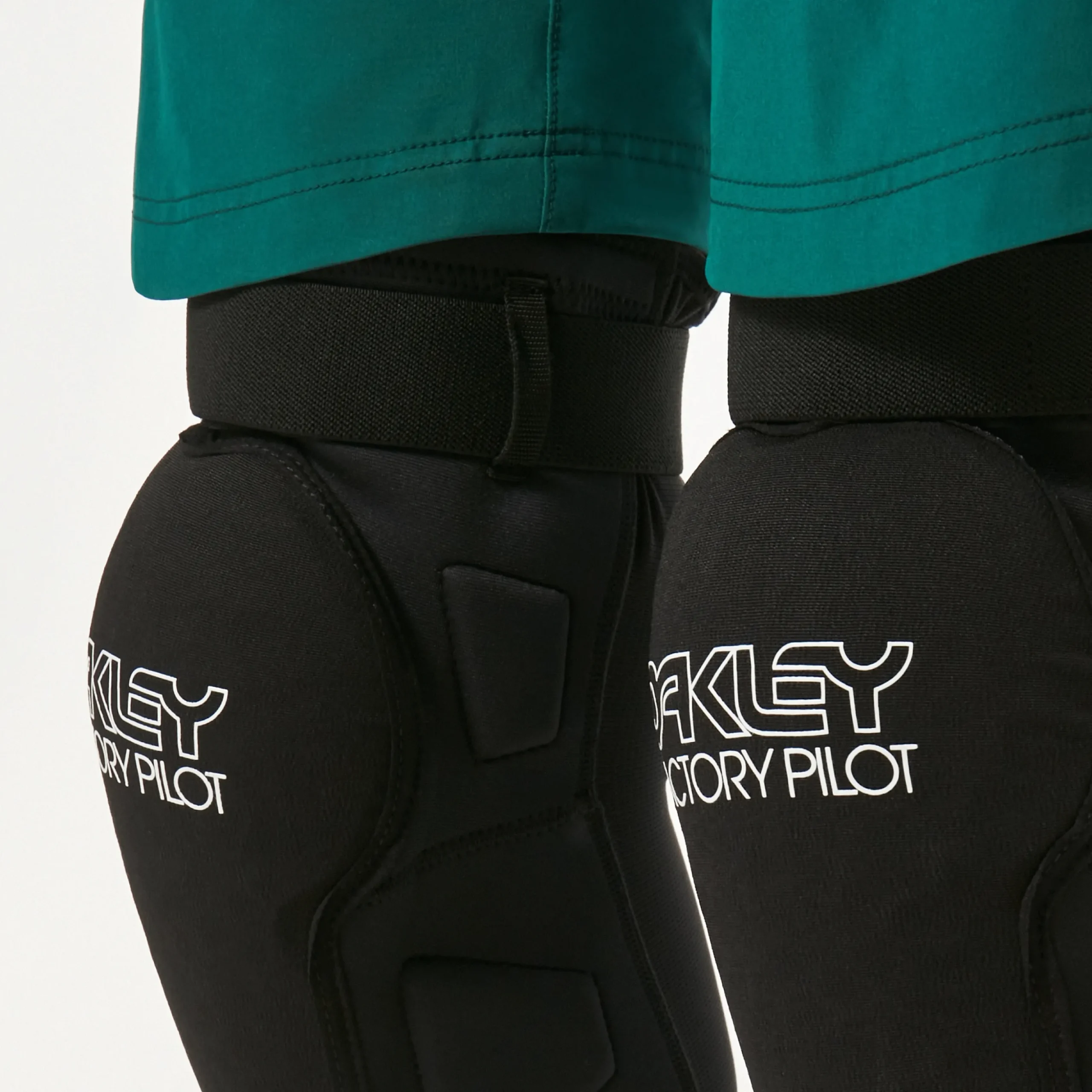 Womens Drop In Mtb Short<Oakley New